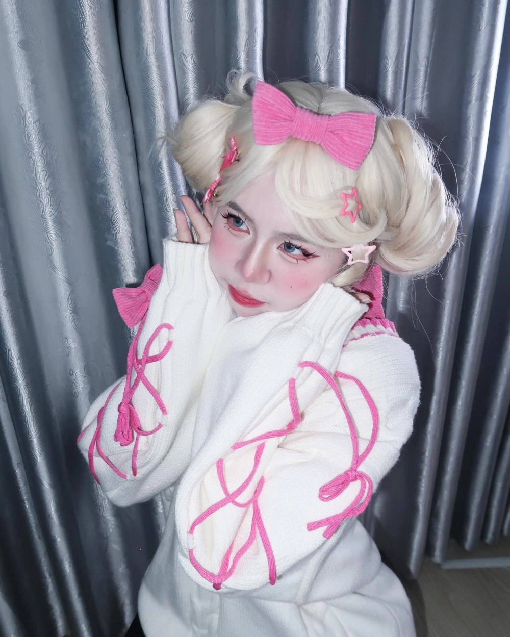 Mèo Simmy đào và những thử thách sinh tồn trong Minecraft