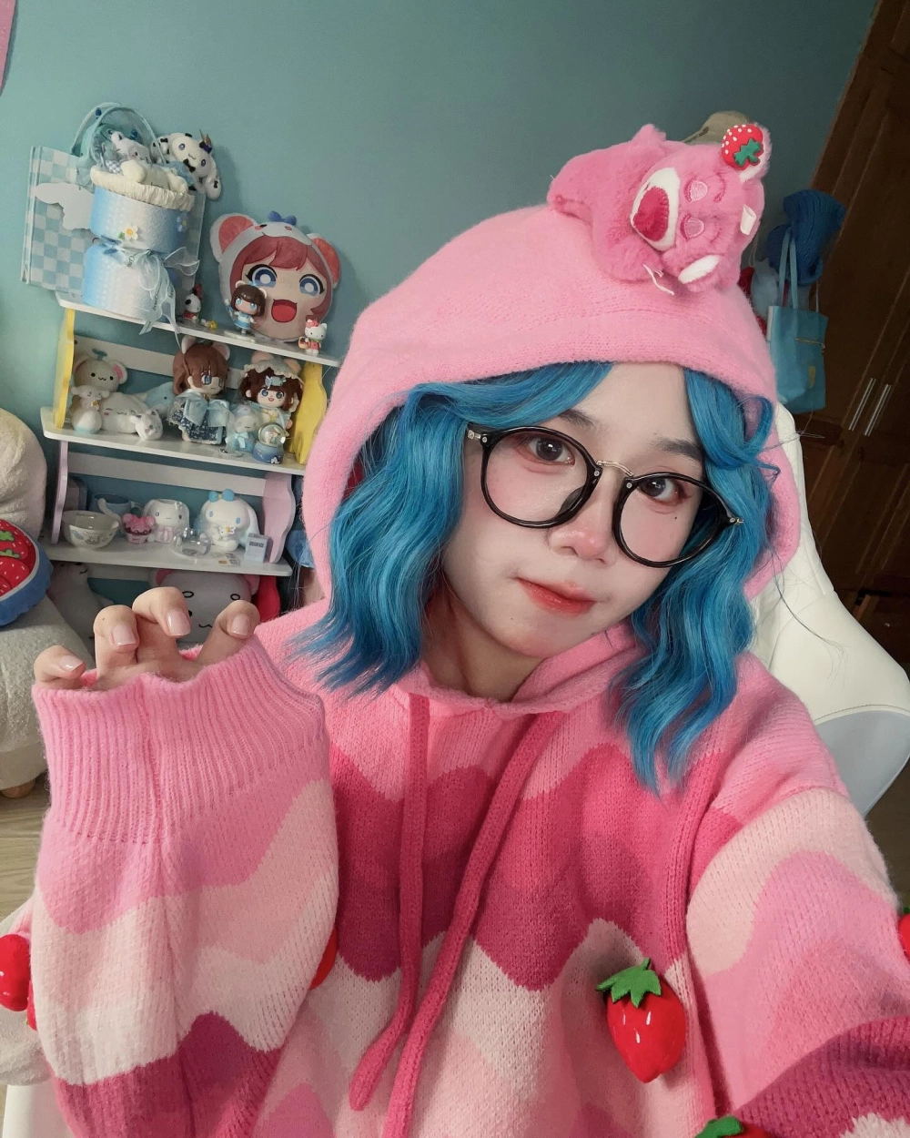 Phim chị Mèo Simmy và series phim hoạt hình Minecraft hấp dẫn