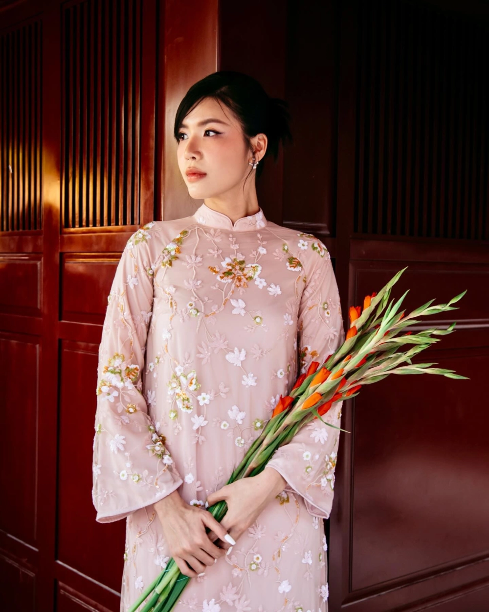 Phim Người tình Minh Tú và vai diễn điện ảnh ấn tượng của siêu mẫu