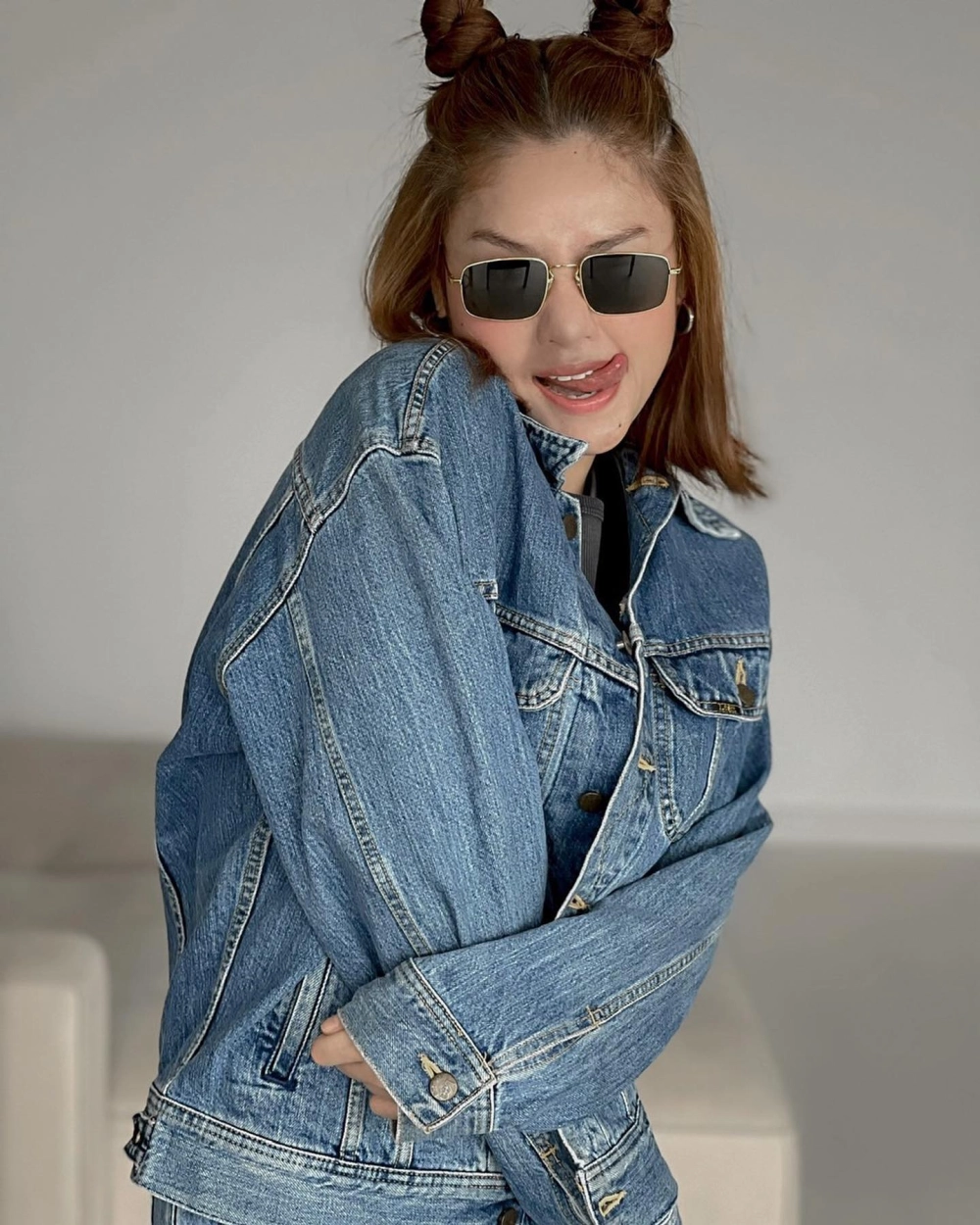 Miu Lê karaoke và những bản hit được yêu thích trong phòng hát