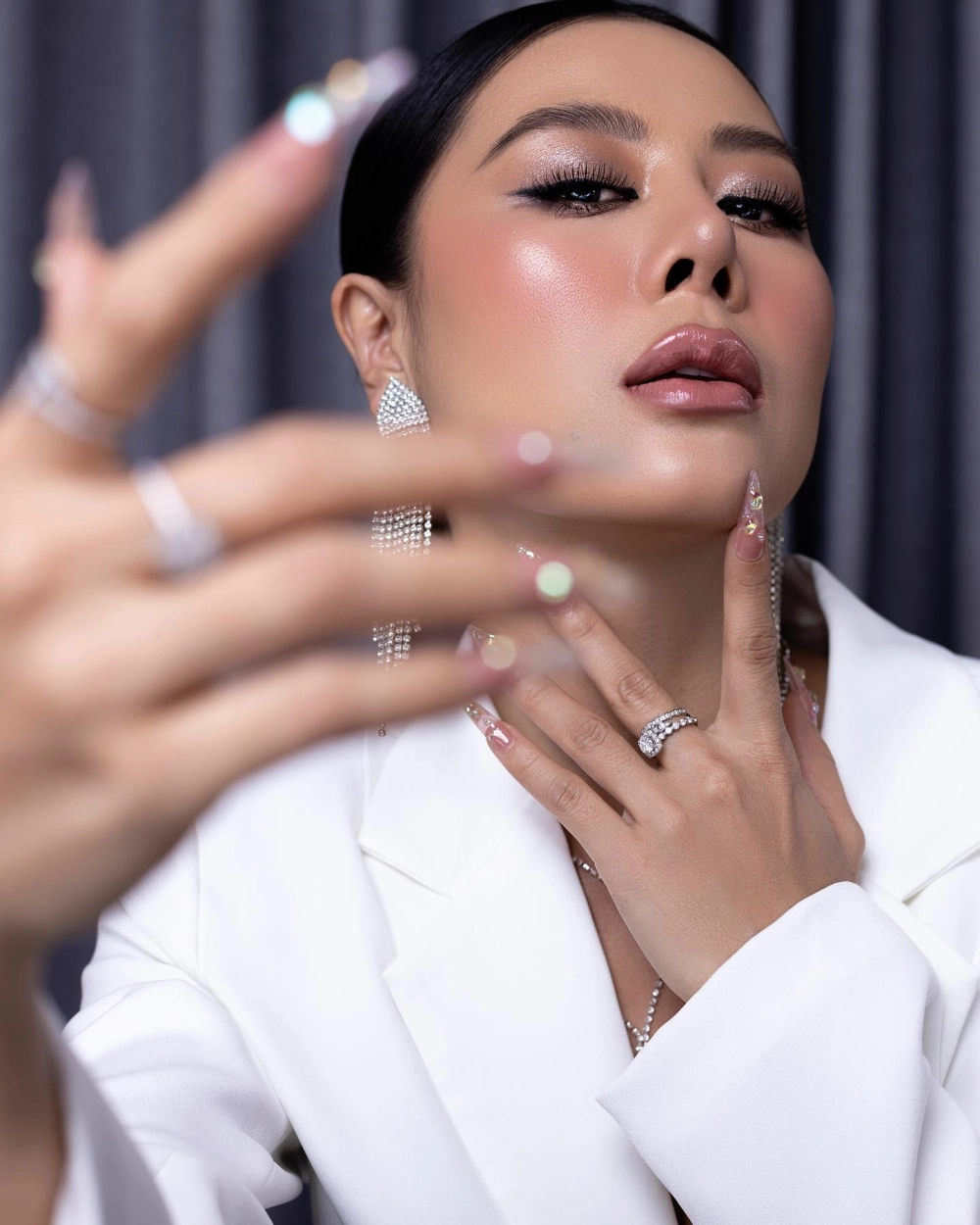 Nam Thư quỷ cẩu và những meme hài hước trên mạng xã hội