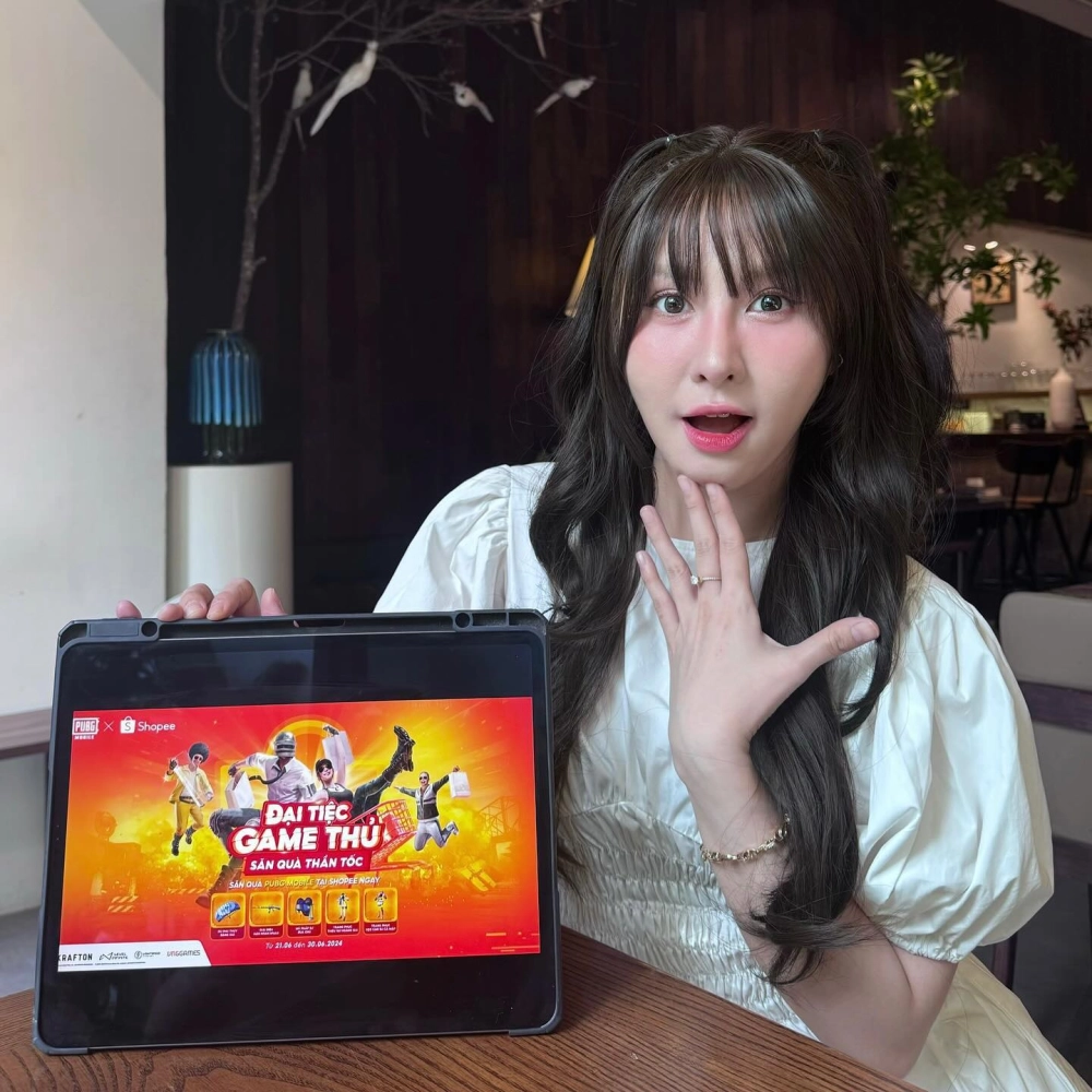 Ngân Sát Thủ sinh năm 1994 và hành trình trở thành streamer triệu view