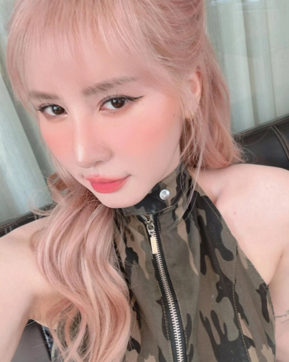 Ngân Sát Thủ nữ streamer xinh đẹp và cá tính của làng game Việt