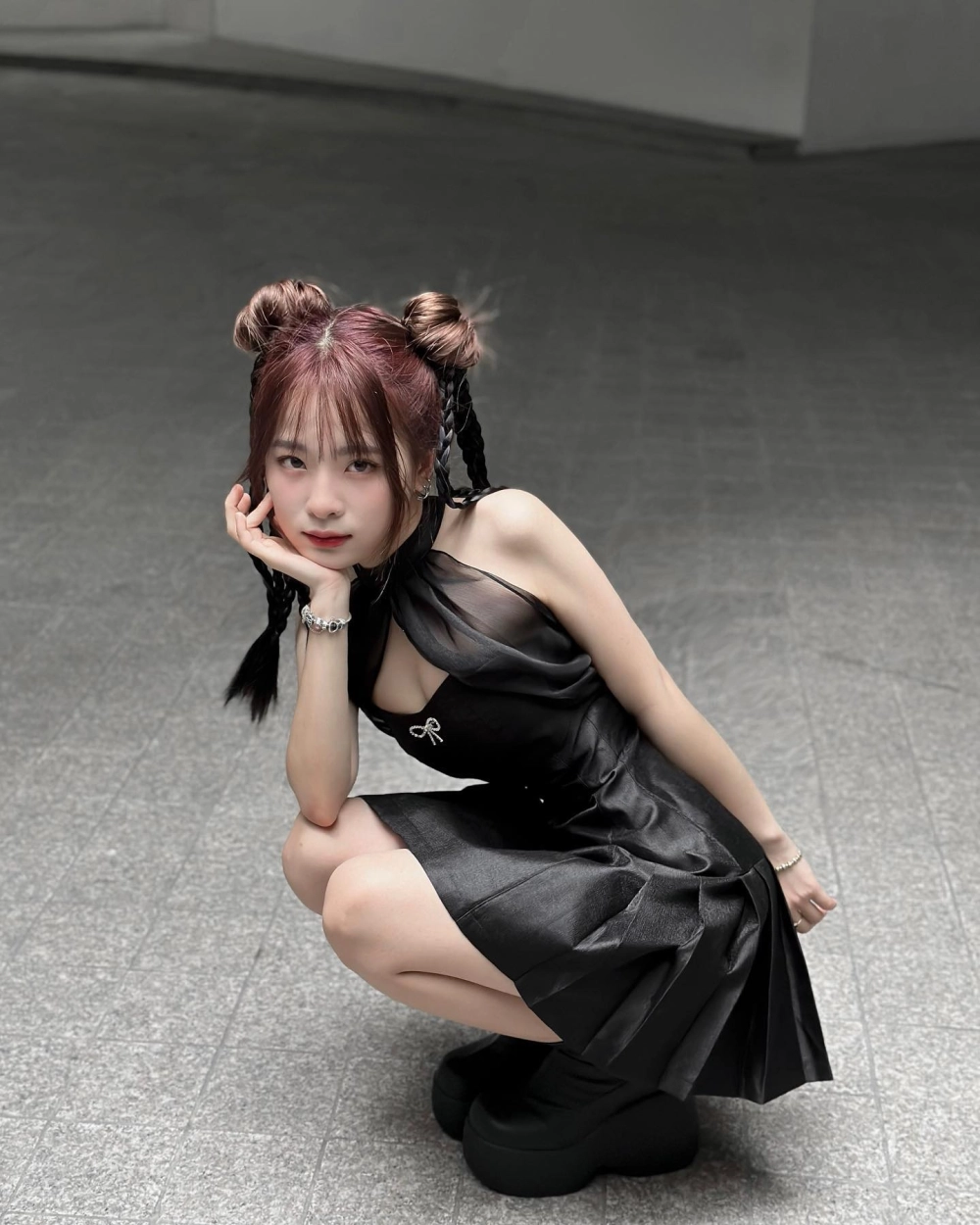 Ngọc Kem Livestream và những buổi trò chuyện, chơi game cùng fan