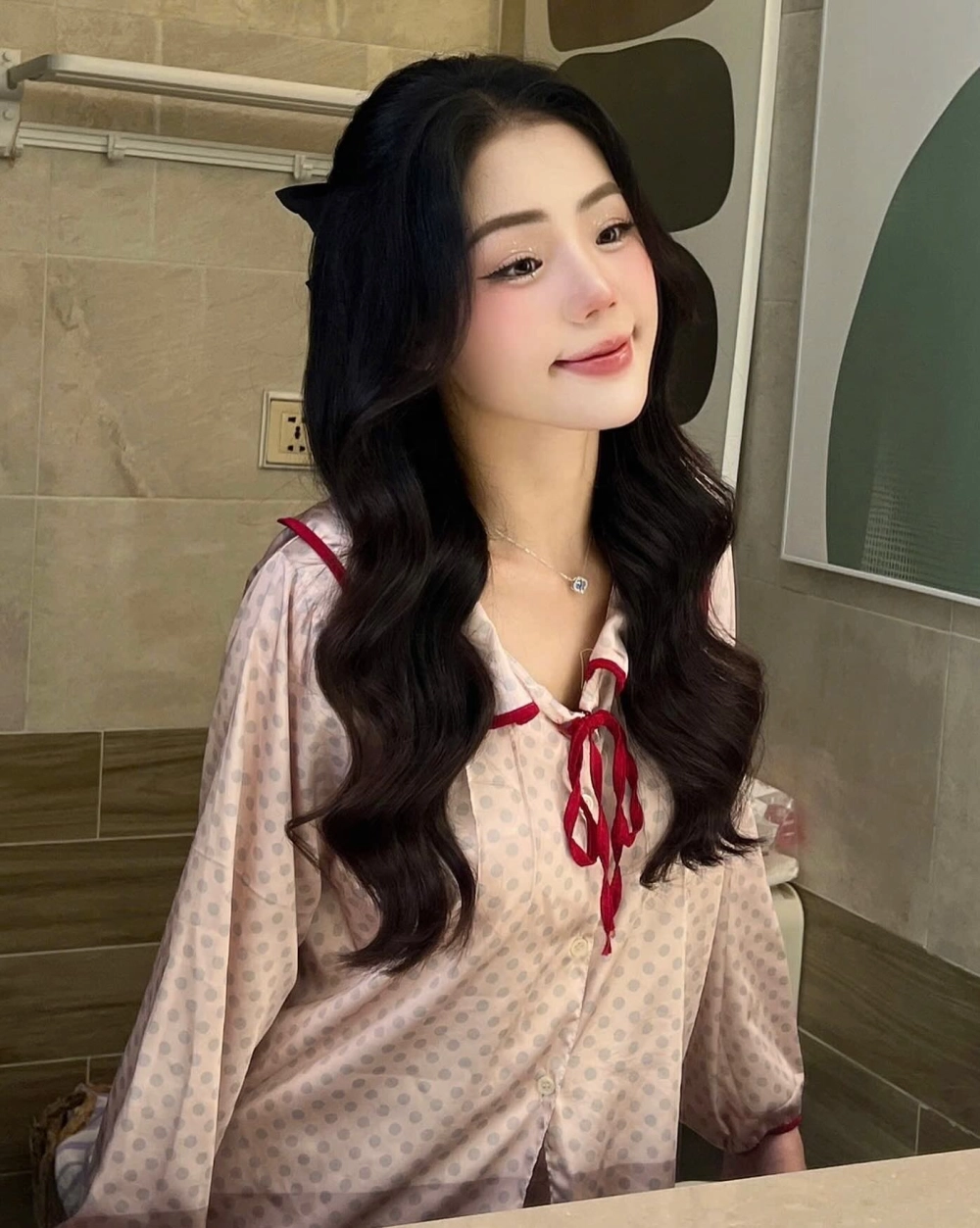 Nguyễn Hương Ly người mẫu và những hình ảnh với phong cách thời trang đa dạng