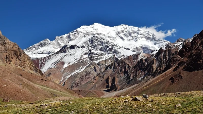 Đắm mình trong phong cảnh Argentina hùng vĩ quanh Aconcagua
