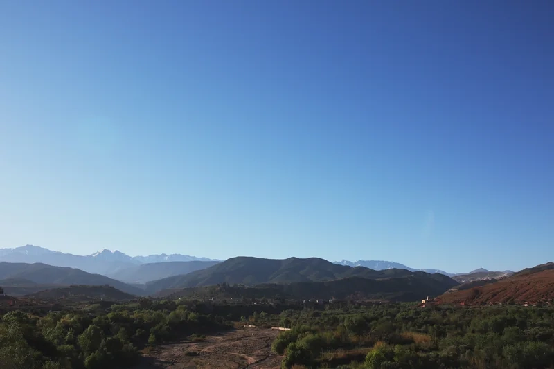 Dãy núi Atlas nằm ở châu lục nào?