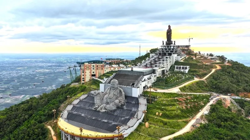 Khám phá huyền thoại cùng núi Bà Đen Tây Ninh