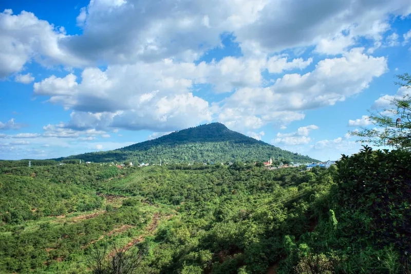 Núi Bà Rá Phước Long biểu tượng của Bình Phước