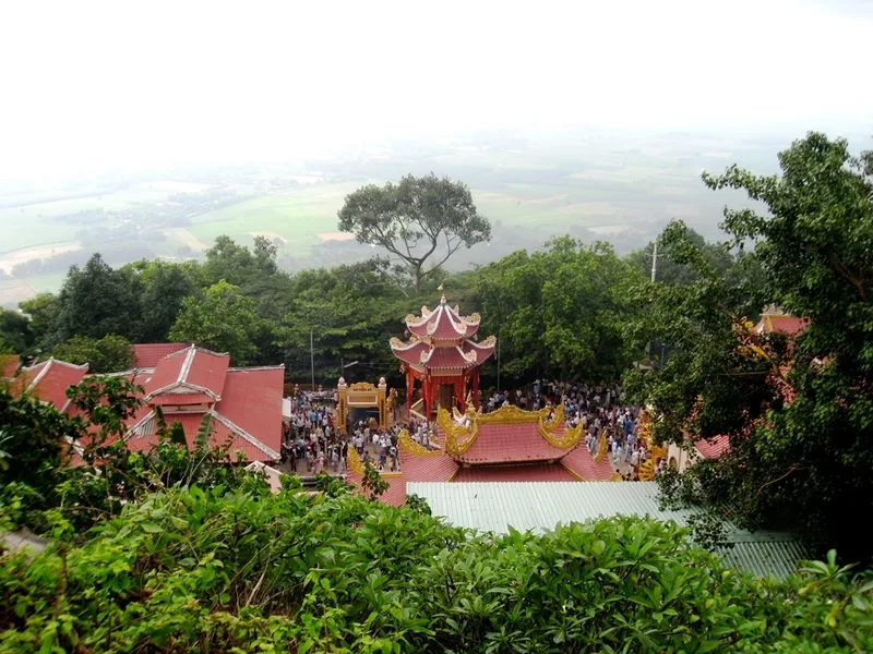 Trải nghiệm thú vị khi leo núi Cậu