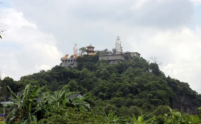 Hành trình chinh phục đường lên núi Châu Thới