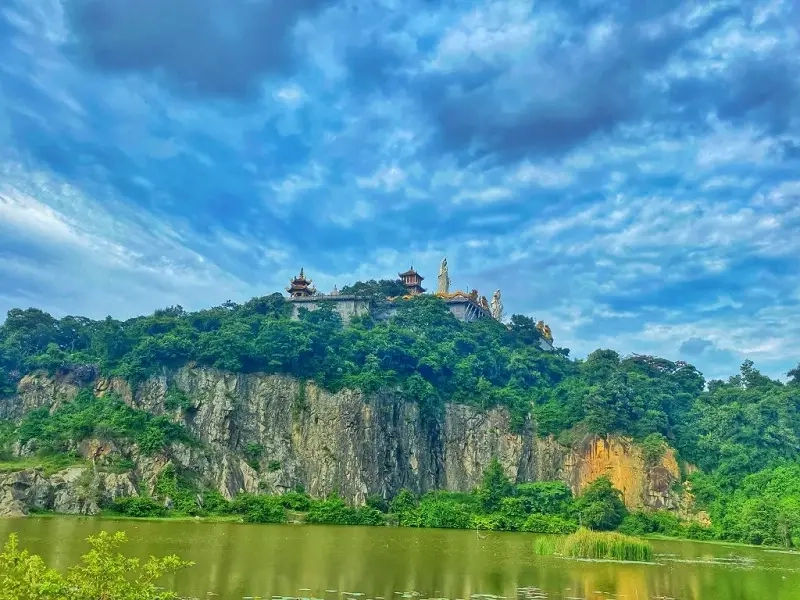 Giới thiệu đôi nét về núi Châu Thới