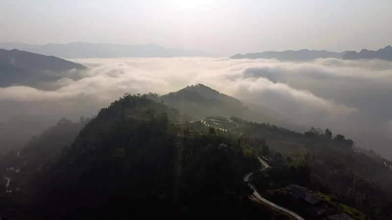 Đừng bỏ lỡ trekking Chiêu Lầu Thi cho kỳ nghỉ cuối tuần