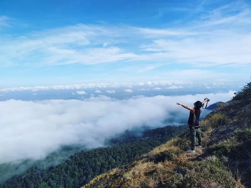 Chuyến đi đáng nhớ khi leo núi Tây Nguyên trọn vẹn trải nghiệm