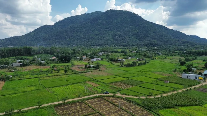 Không gian thanh bình tại núi Chứa Chan Gia Lào