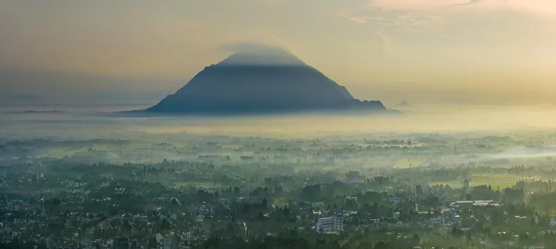 Giới thiệu đôi nét về núi Chứa Chan 