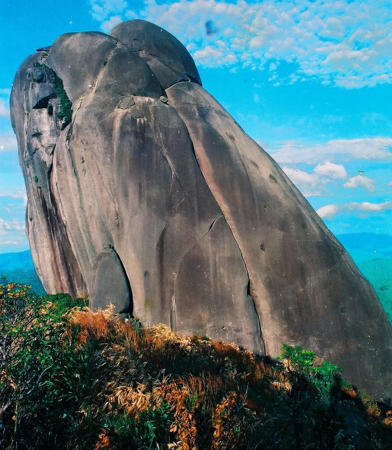 Thử sức chinh phục thử thách với leo núi Đá Bia