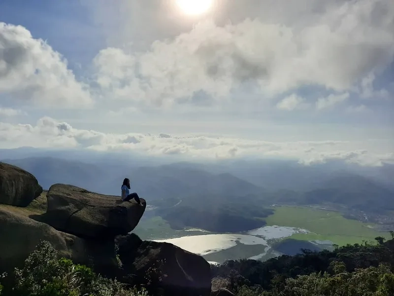 Địa điểm trekking hot nhất hiện nay leo núi gần Tuy Hòa