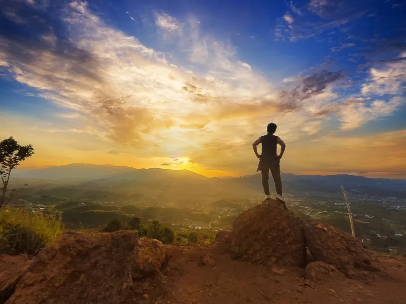 Chinh phục thử thách với leo núi Đại Bình khám phá cảnh sắc núi rừng