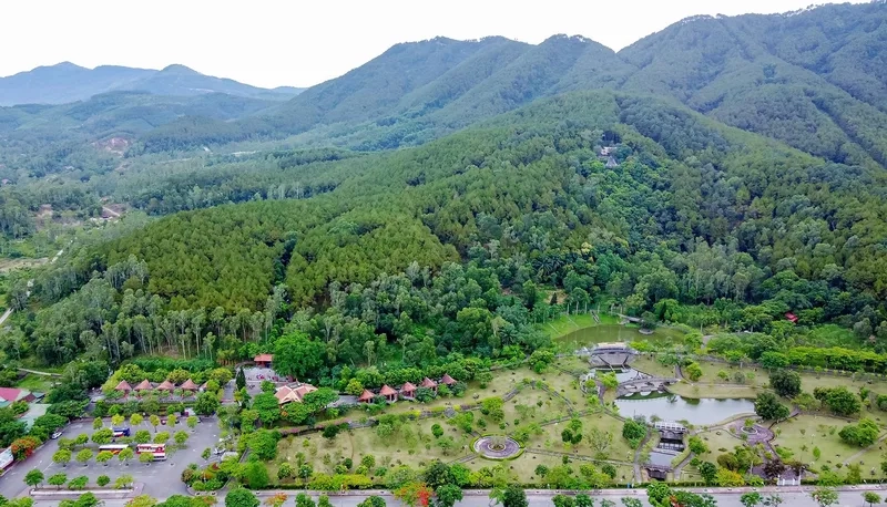 Tận hưởng bức tranh thiên nhiên từ phong cảnh Đại Huệ