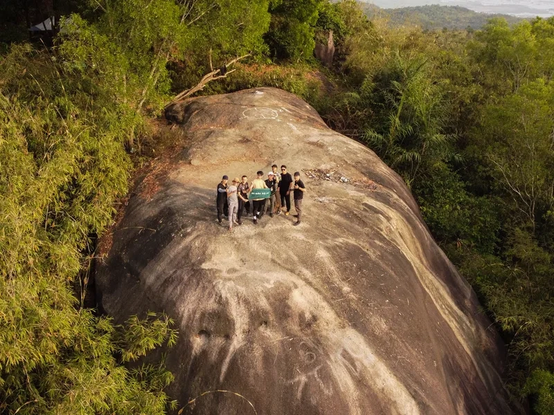 Ghi lại khoảnh khắc tuyệt đẹp với ảnh núi Dinh