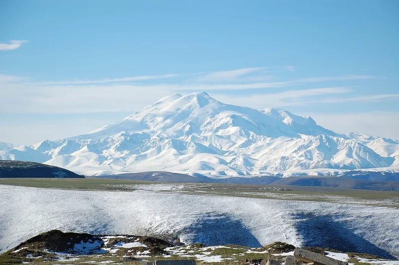 Tại sao núi Elbrus nổi tiếng gì toàn thế giới