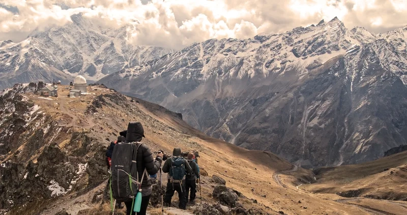 Vùng núi hùng vĩ núi Elbrus Caucasus