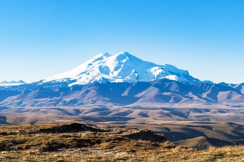 Giới thiệu đôi nét về Núi Elbrus 