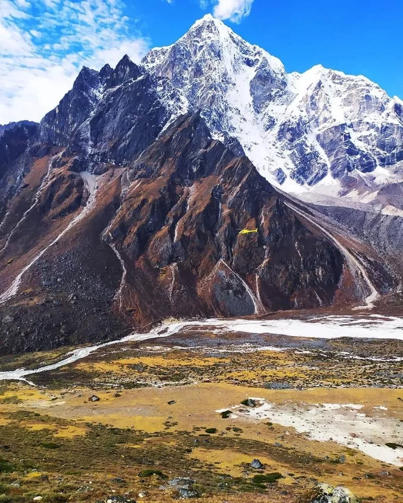 Trải nghiệm cảm giác chinh phục núi Everest đầy thử thách