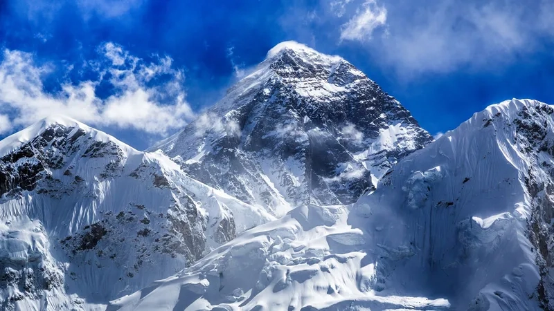 Chọn thời điểm đẹp để núi Everest mùa nào đẹp nhất