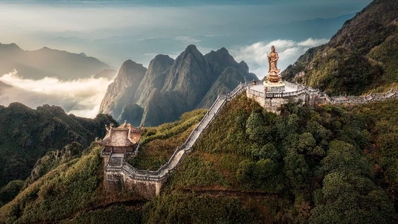 Núi Fansipan đỉnh núi cao nhất Việt Nam