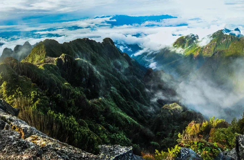 Trải nghiệm tuyệt vời với du lịch núi Hàm Rồng