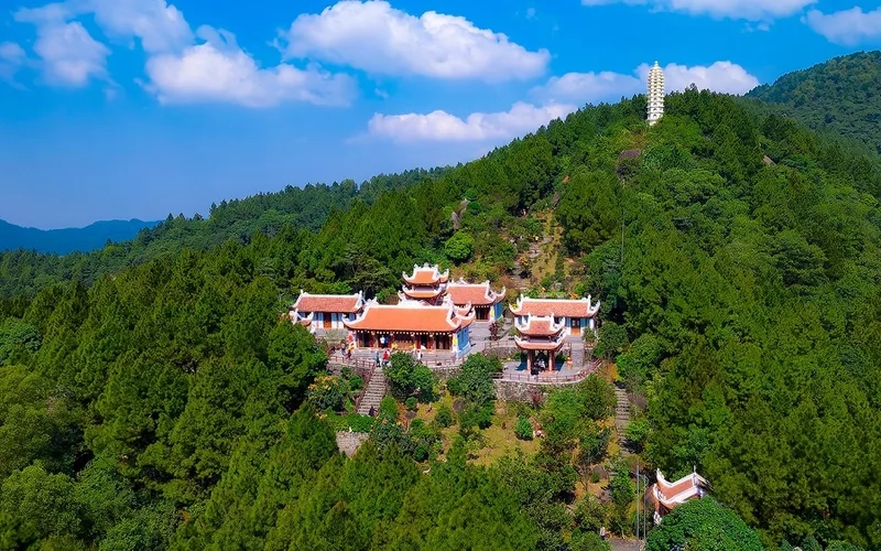 Tìm hiểu Núi Hồng Lĩnh nằm ở đâu trên bản đồ