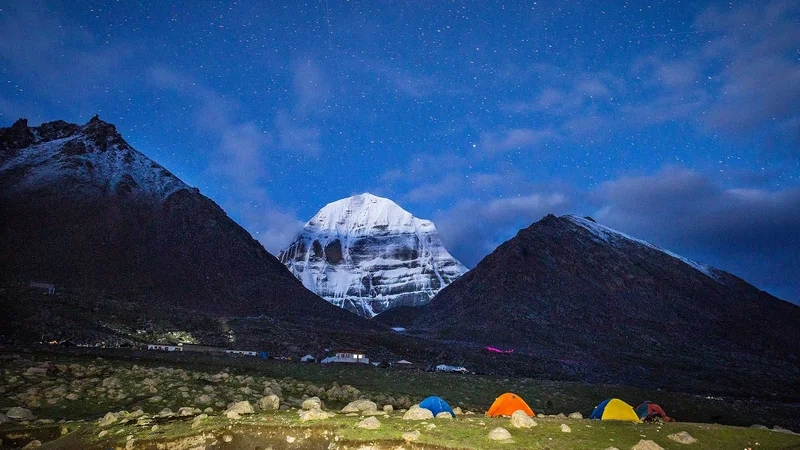 Chinh phục đỉnh cao linh thiêng kailash peak ngay hôm nay