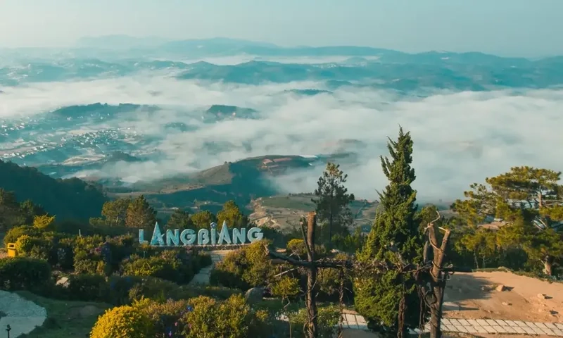 Ngắm nhìn thiên nhiên tuyệt vời tại cảnh đẹp Langbiang