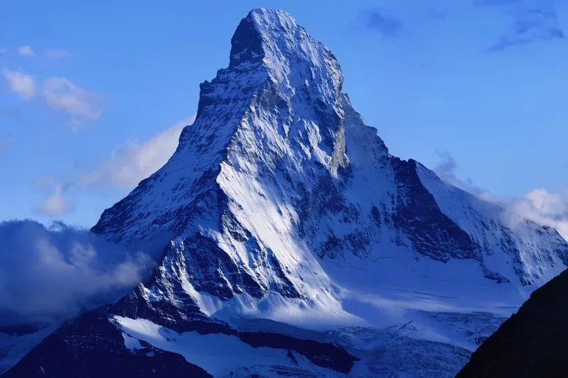 Tìm hiểu núi Matterhorn ở đâu khi du lịch Thụy Sĩ