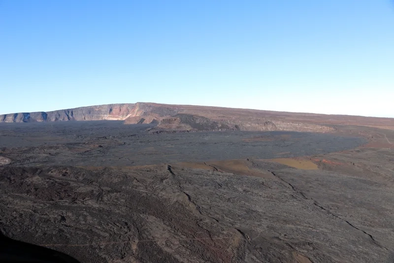 Chụp ảnh độc đáo bên ngọn núi lửa mauna loa