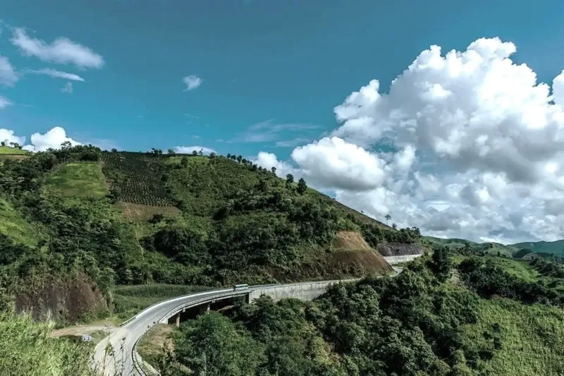 Thưởng ngoạn bức tranh thiên nhiên qua phong cảnh Ngự Bình