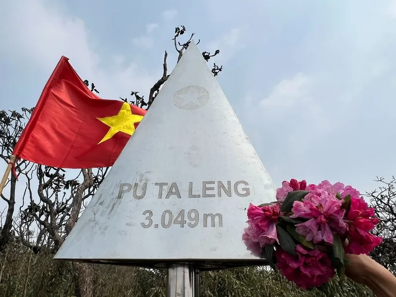 Giới thiệu đôi nét về Núi Pu Ta Leng 