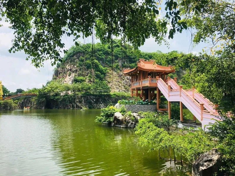 Khám phá núi Sập với vẻ đẹp thiên nhiên kỳ bí