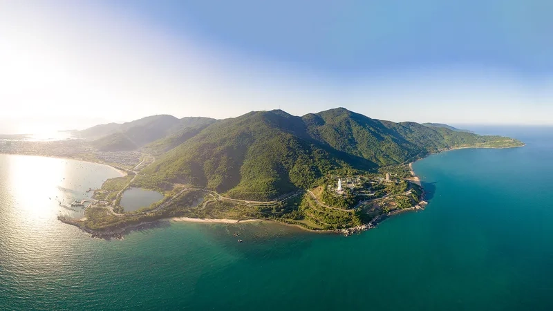 Chiêm ngưỡng thiên nhiên tại bán đảo Sơn Trà hùng vĩ