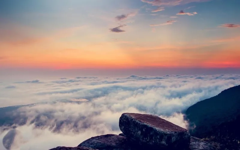 Đặt ngay tour du lịch núi Tà Lơn để khám phá trọn vẹn