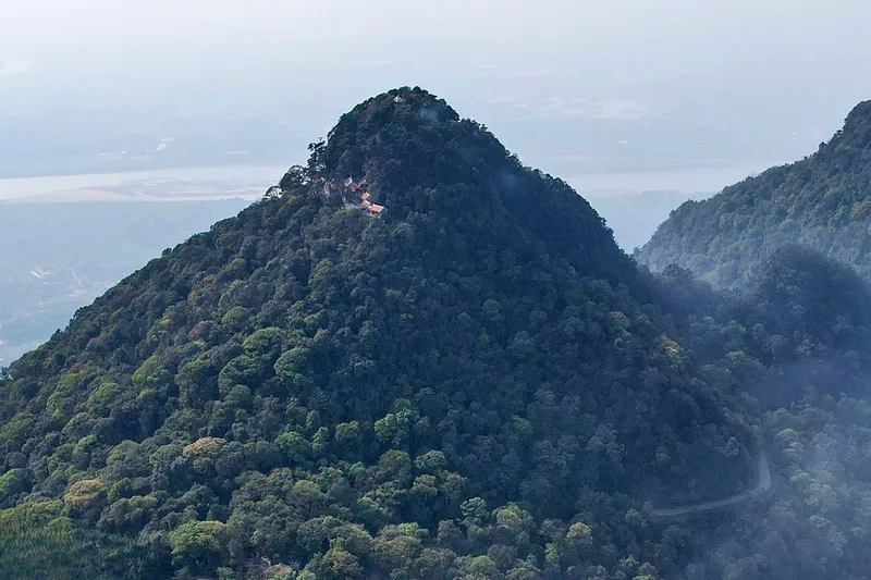 Đắm chìm trong cảnh đẹp Tản Viên tuyệt vời