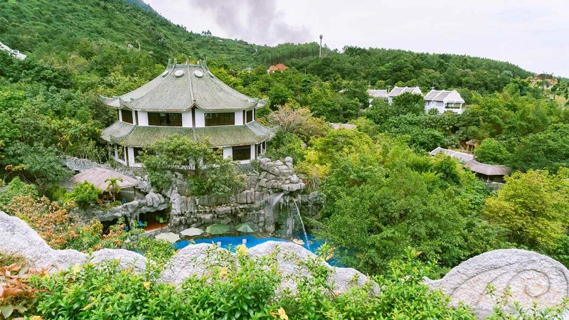 Giới thiệu đôi nét về núi Thần Tài 