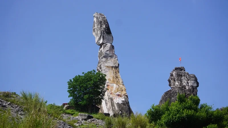 Check-in Núi Hòn Vọng Phu view triệu like