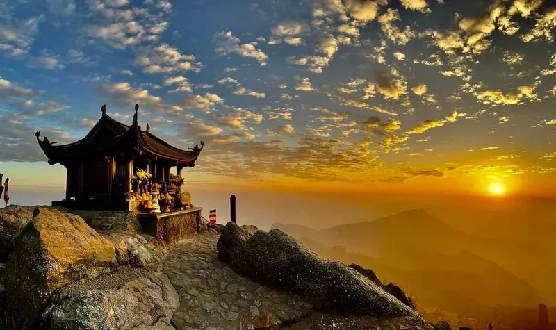 Kinh nghiệm du lịch núi Yên tử từ A đến Z