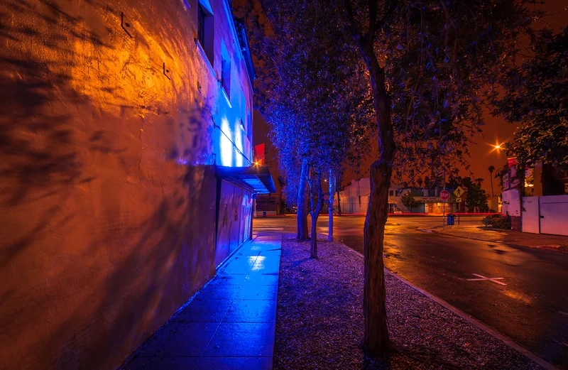 Khám phá phong cảnh đường phố sôi động và đầy màu sắc