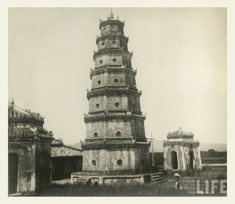 Lưu giữ kỷ niệm xưa ở phong cảnh huế xưa