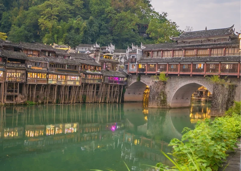 Trải nghiệm sắc nét với phượng hoàng cổ trấn 4k