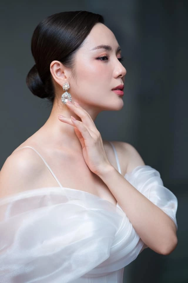 Phương Linh live và khả năng hát live đầy kỹ thuật và cảm xúc